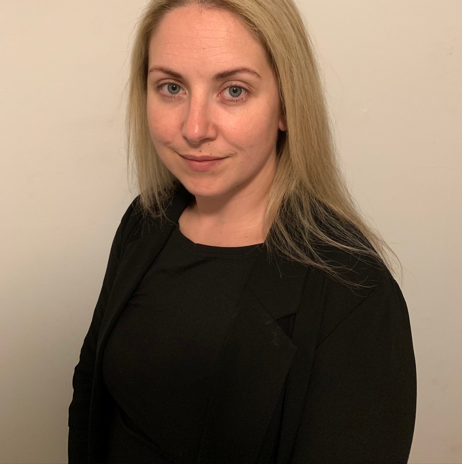 Carly-Balacco Carly-Balacco